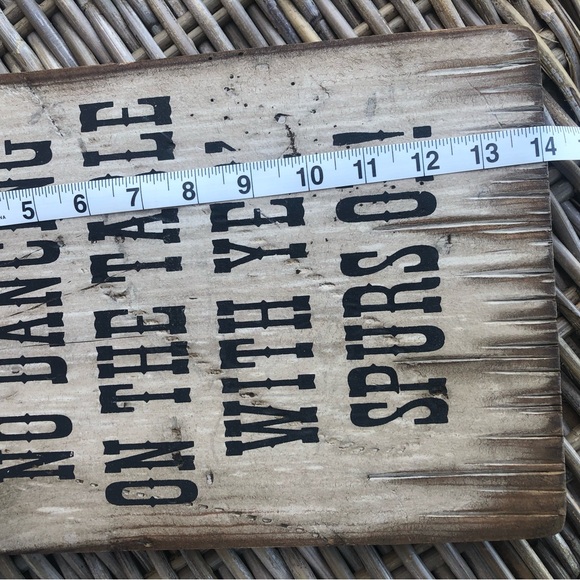 Wood Sign - Picture 2 of 3